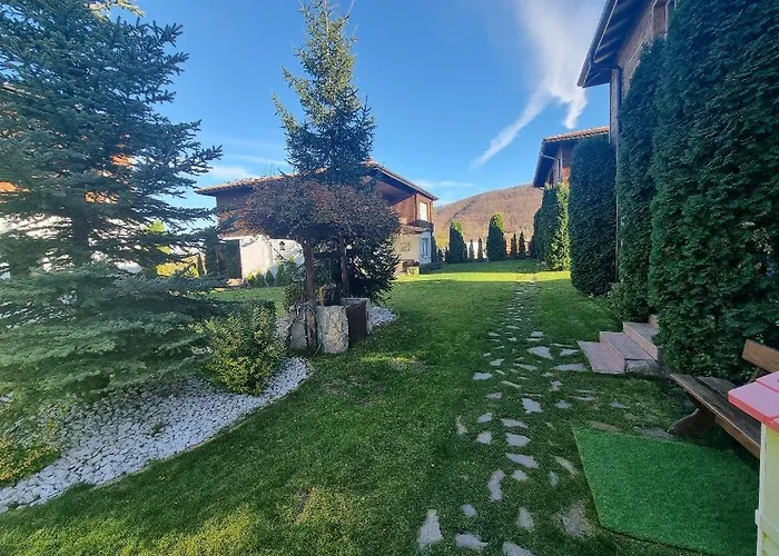 Nikol #4 فيلة Raduil